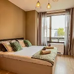 Tarein Apartament *
