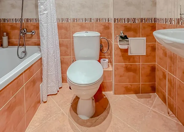 Tarein アパート バンスコ